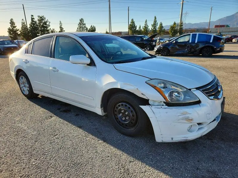2010 NISSAN ALTIMA BASE  
