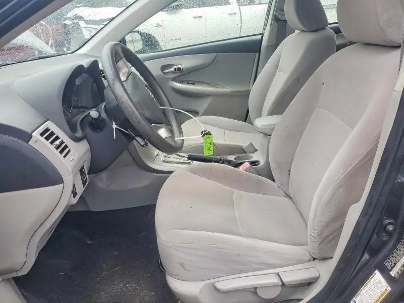 2011 TOYOTA COROLLA LE  