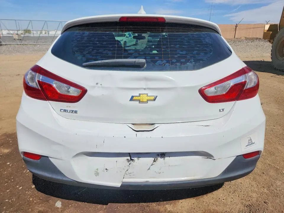 2017 CHEVROLET CRUZE LT  