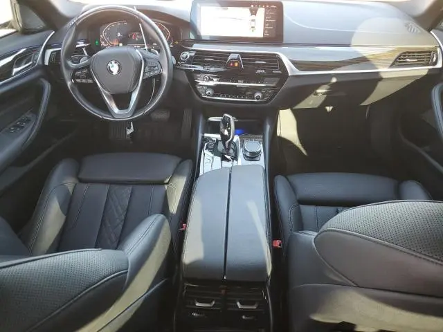 2021 BMW 530 I  
