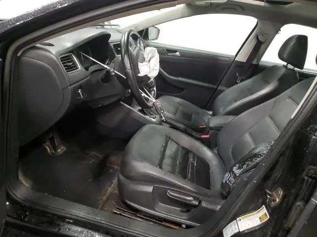2012 VOLKSWAGEN JETTA SE  