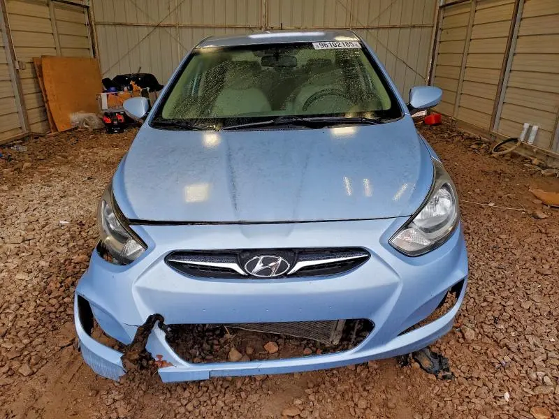 2013 HYUNDAI ACCENT GLS  