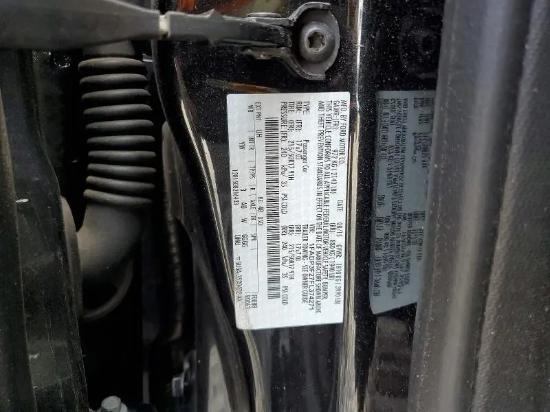 2015 FORD FOCUS SE  