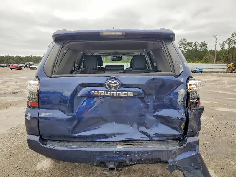 2020 TOYOTA 4RUNNER SR5  