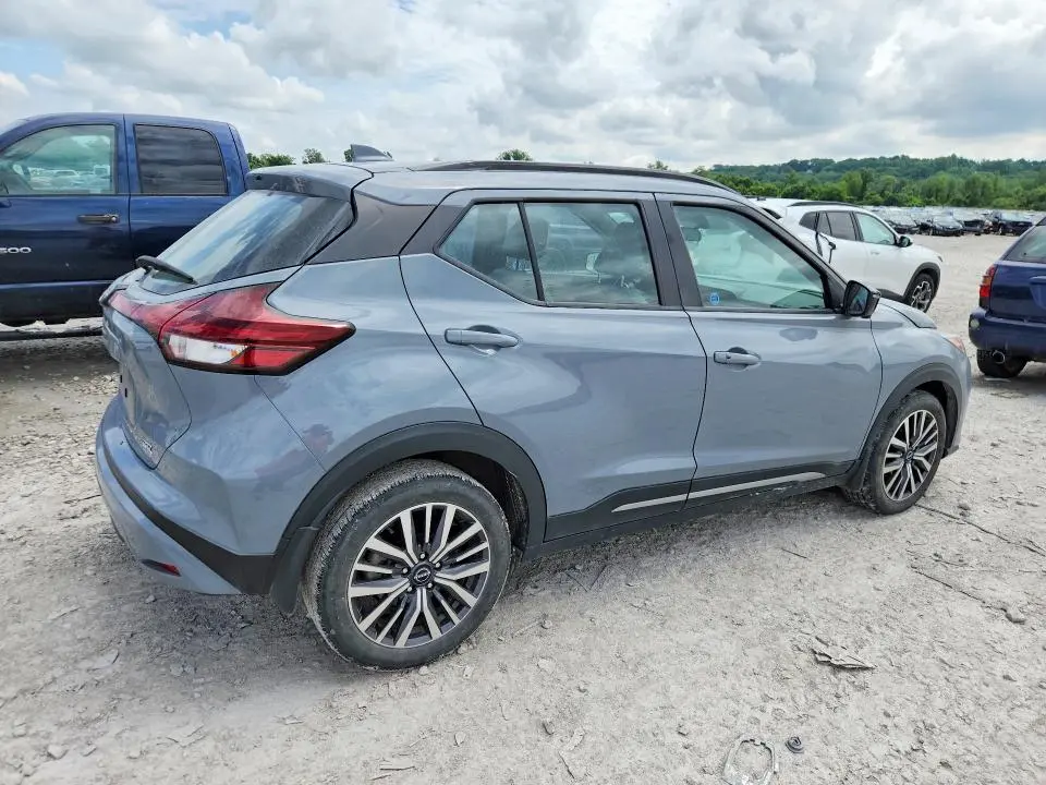 2023 NISSAN KICKS SR  