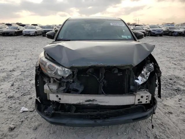 2015 TOYOTA HIGHLANDER LE  