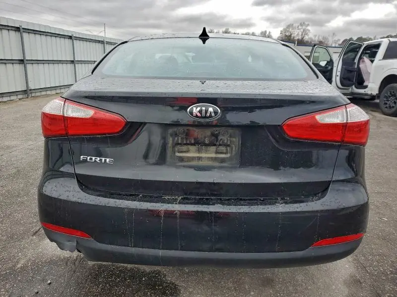 2015 KIA FORTE LX  