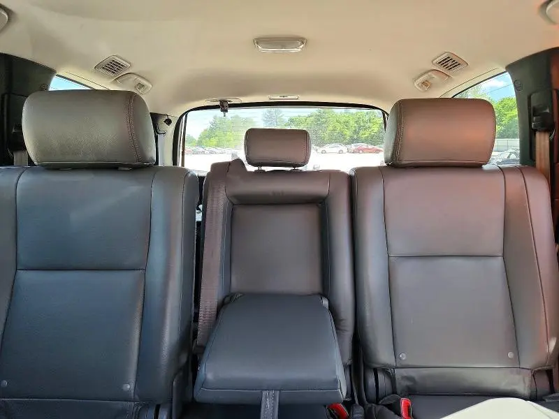 2011 TOYOTA SEQUOIA SR5  