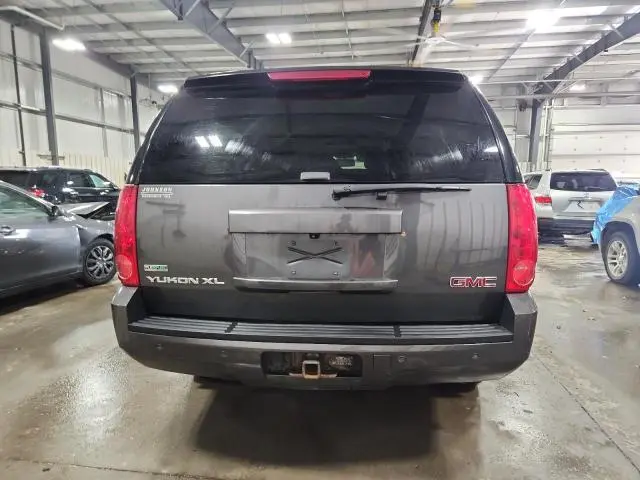 2010 GMC YUKON XL K1500 SLT  