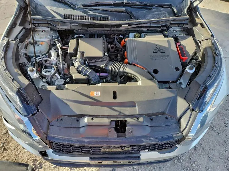 2025 MITSUBISHI OUTLANDER ES  