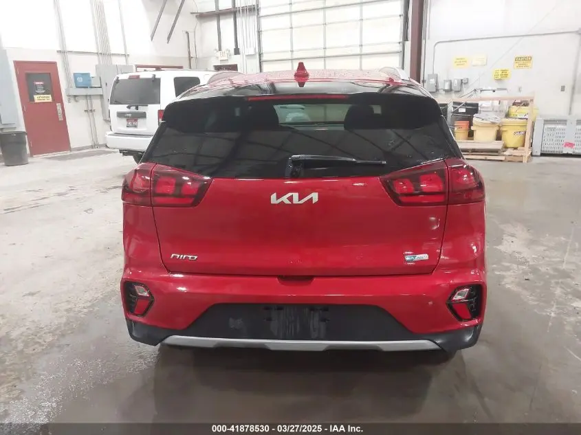 2022 KIA NIRO LXS