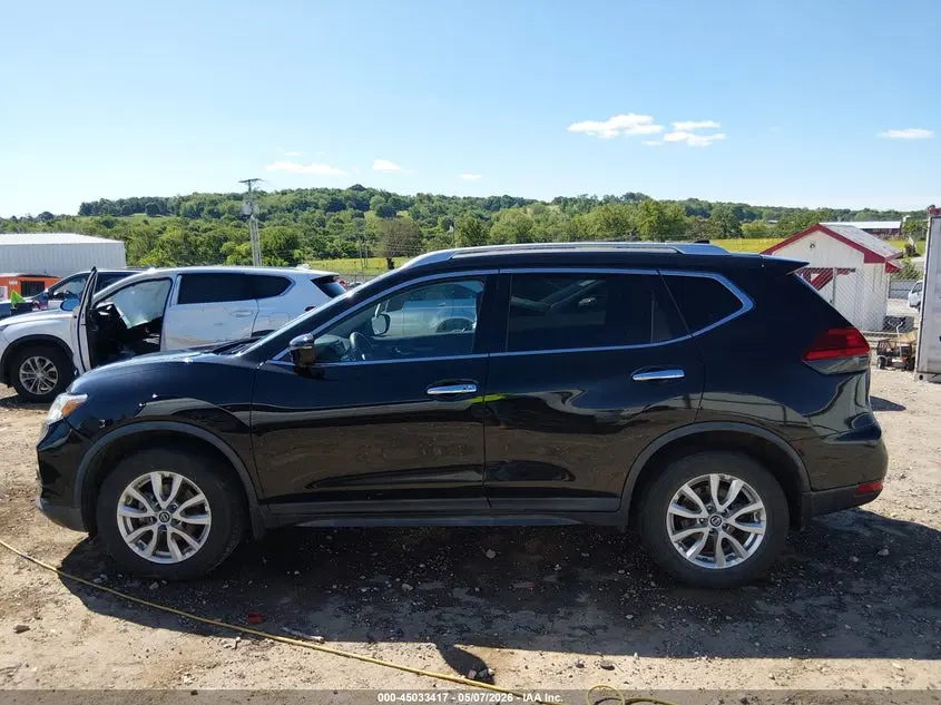 2018 NISSAN ROGUE SV