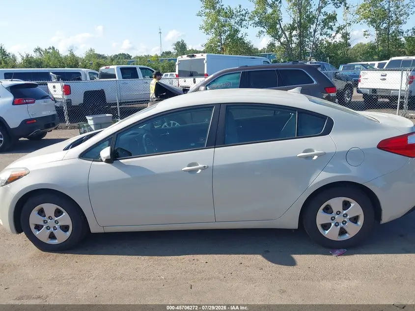 2015 KIA FORTE LX