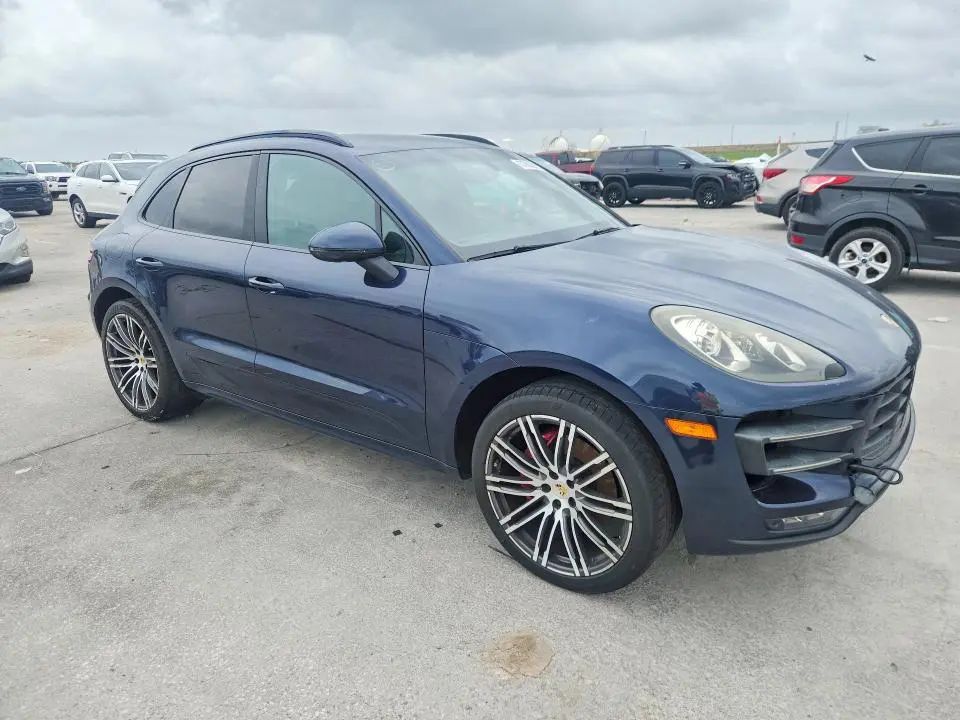 2015 PORSCHE MACAN TURBO  