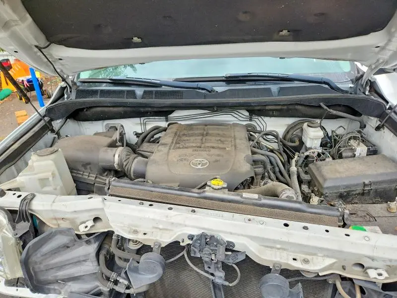 2016 TOYOTA TUNDRA SR5  
