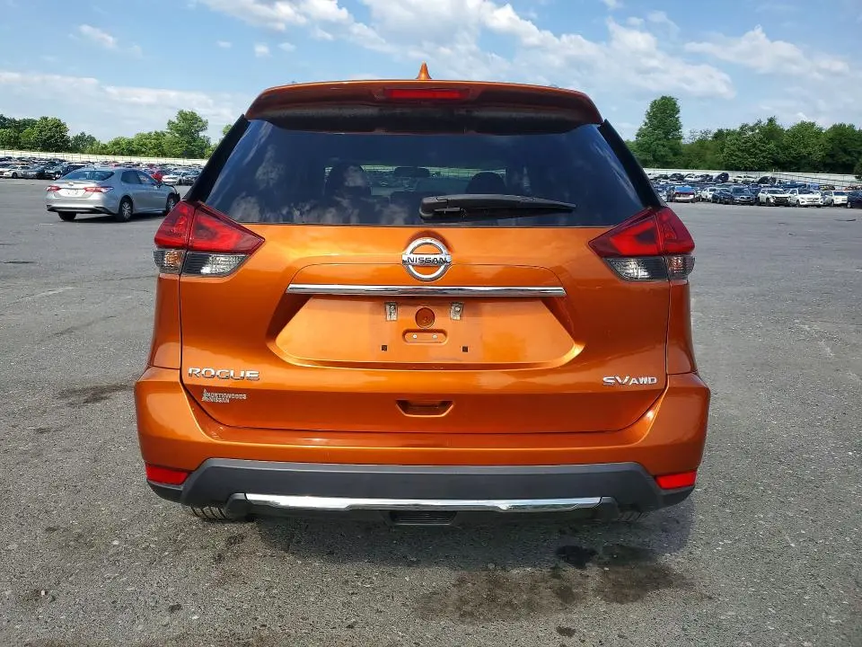 2018 NISSAN ROGUE SV  