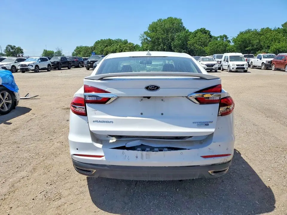2020 FORD FUSION TITANIUM  