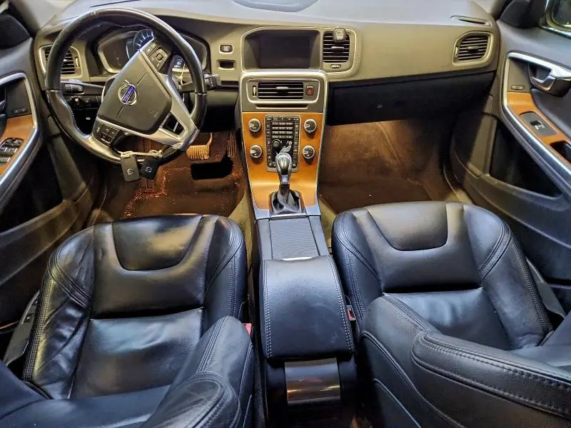 2016 VOLVO S60 PREMIER  