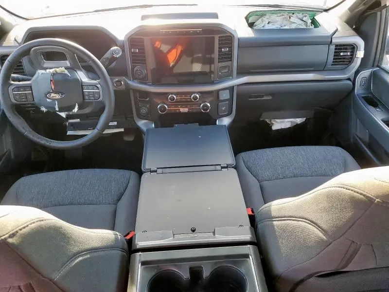 2024 FORD F150 XLT  