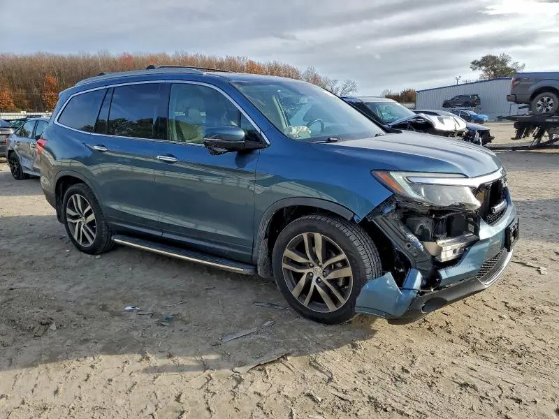 2016 HONDA PILOT TOURING  