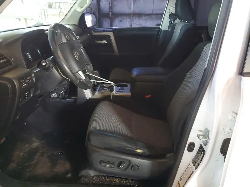 2015 TOYOTA 4RUNNER SR5  