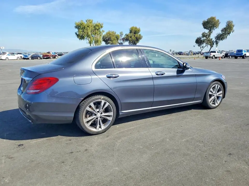 2016 MERCEDES-BENZ C 300  