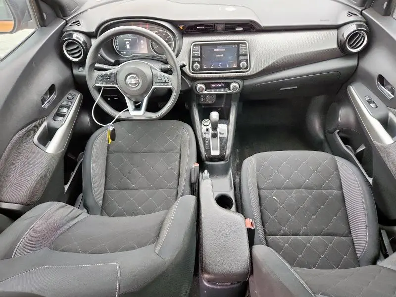 2019 NISSAN KICKS S  
