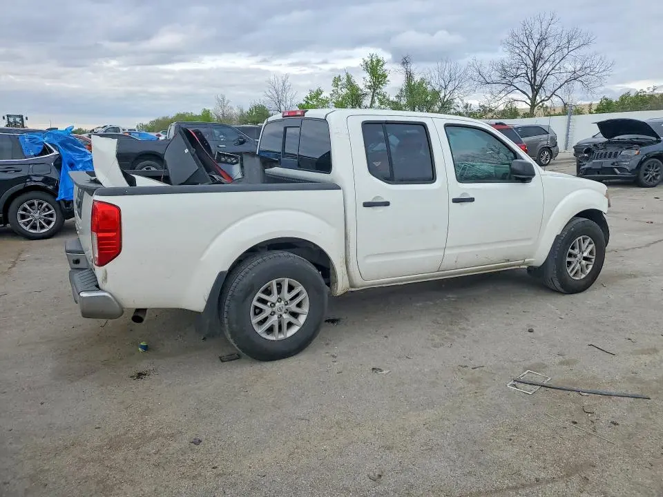 2017 NISSAN FRONTIER SV  