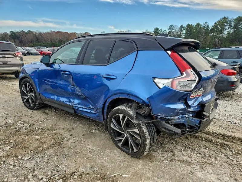 2019 VOLVO XC40 T5 R-DESIGN  