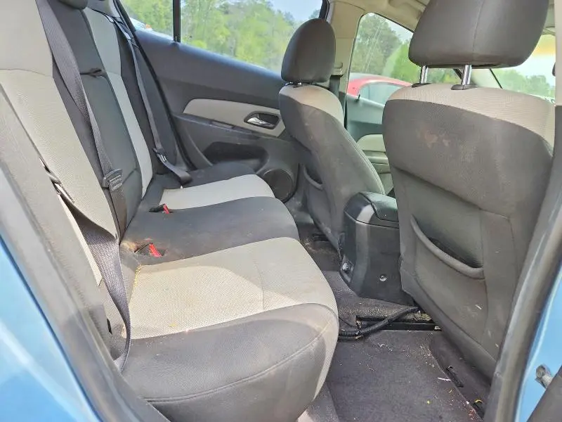 2011 CHEVROLET CRUZE LS  