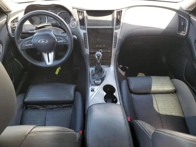 2019 INFINITI Q50 LUXE  