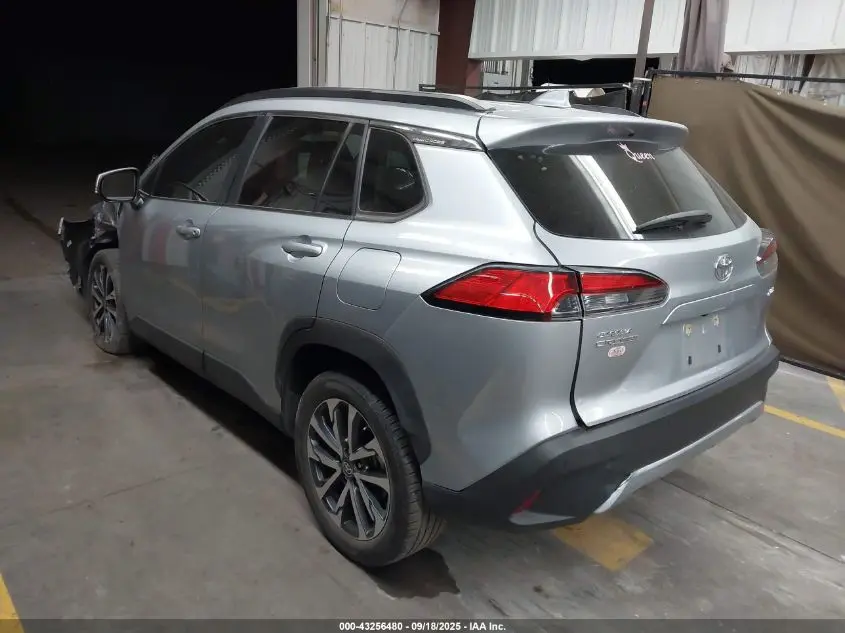 2024 TOYOTA COROLLA CROSS XLE