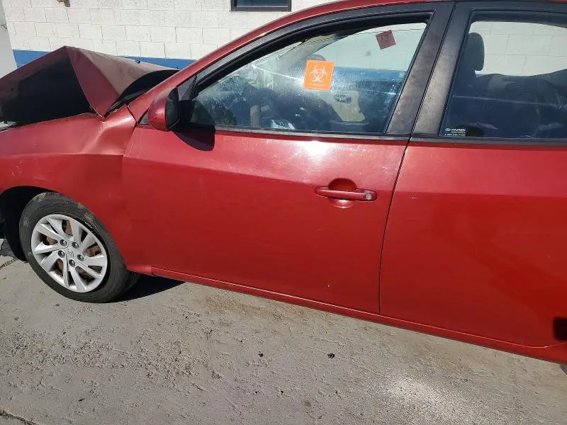 2010 HYUNDAI ELANTRA   