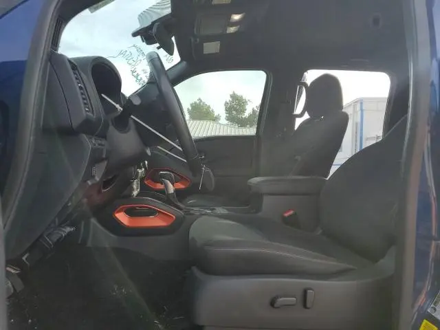 2022 NISSAN FRONTIER S  