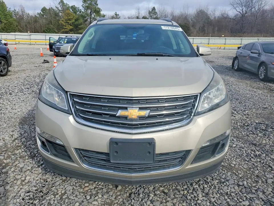 2016 CHEVROLET TRAVERSE LT  