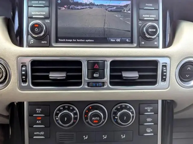 2011 LAND ROVER RANGE ROVER HSE LUXURY  