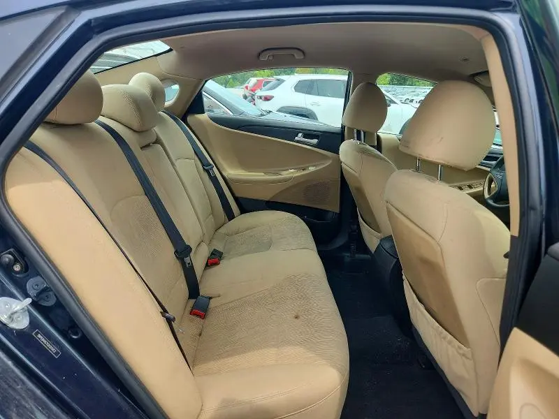 2012 HYUNDAI SONATA GLS  