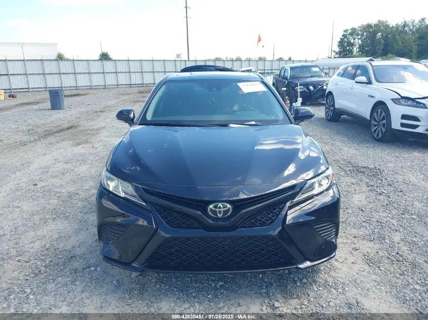 2020 TOYOTA CAMRY SE