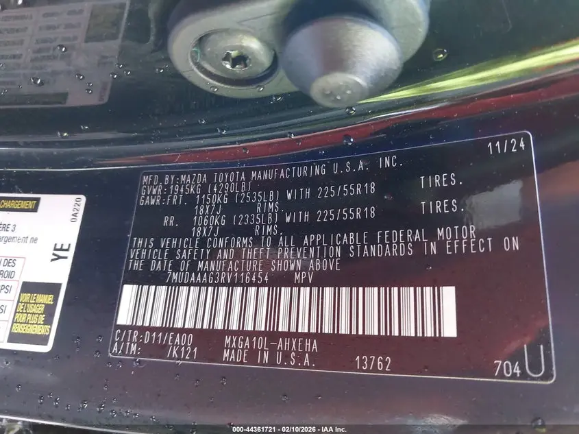 2024 TOYOTA COROLLA CROSS XLE