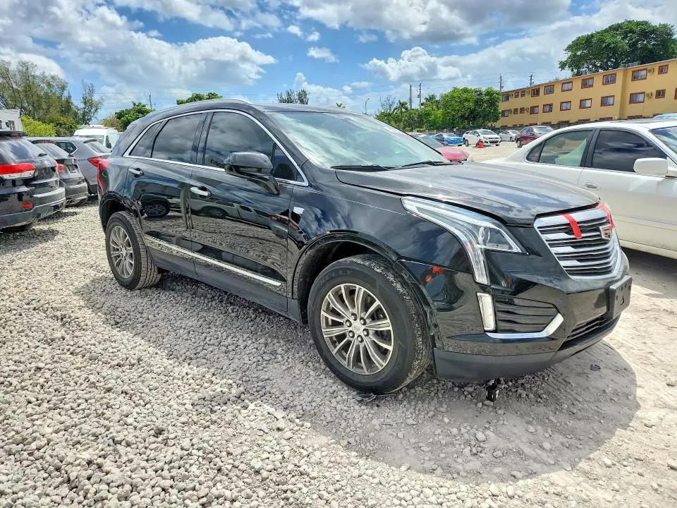 2018 CADILLAC XT5 LUXURY  