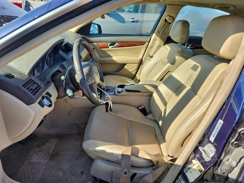 2011 MERCEDES-BENZ C 300  