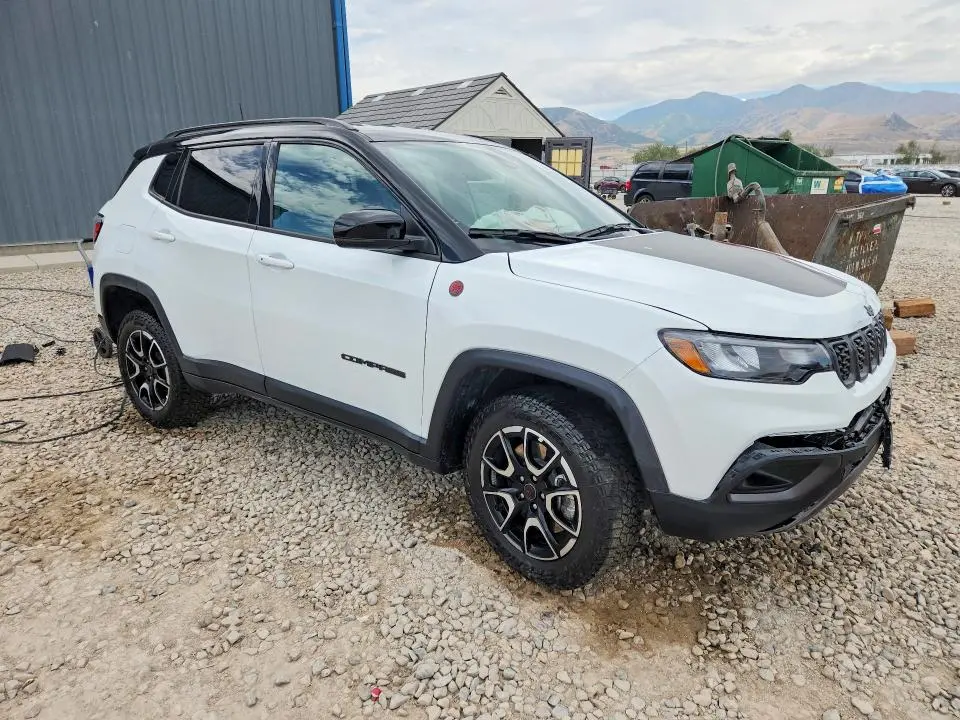 2026 JEEP COMPASS TRAILHAWK  