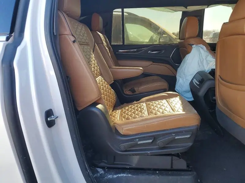 2023 CADILLAC ESCALADE ESV PREMIUM LUXURY  