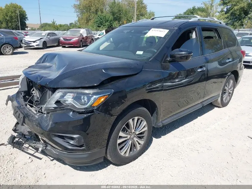 2019 NISSAN PATHFINDER S
