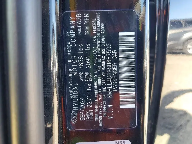 2025 HYUNDAI ELANTRA SE  