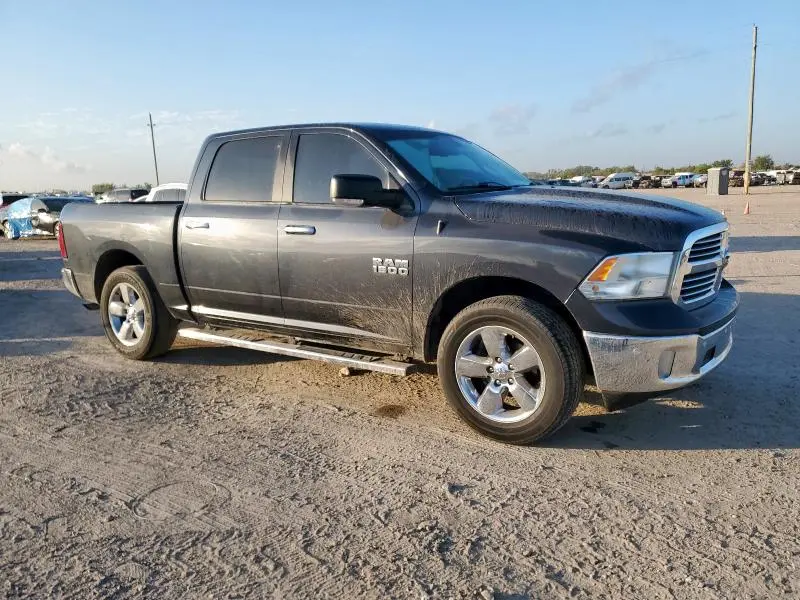 2017 RAM 1500 SLT  