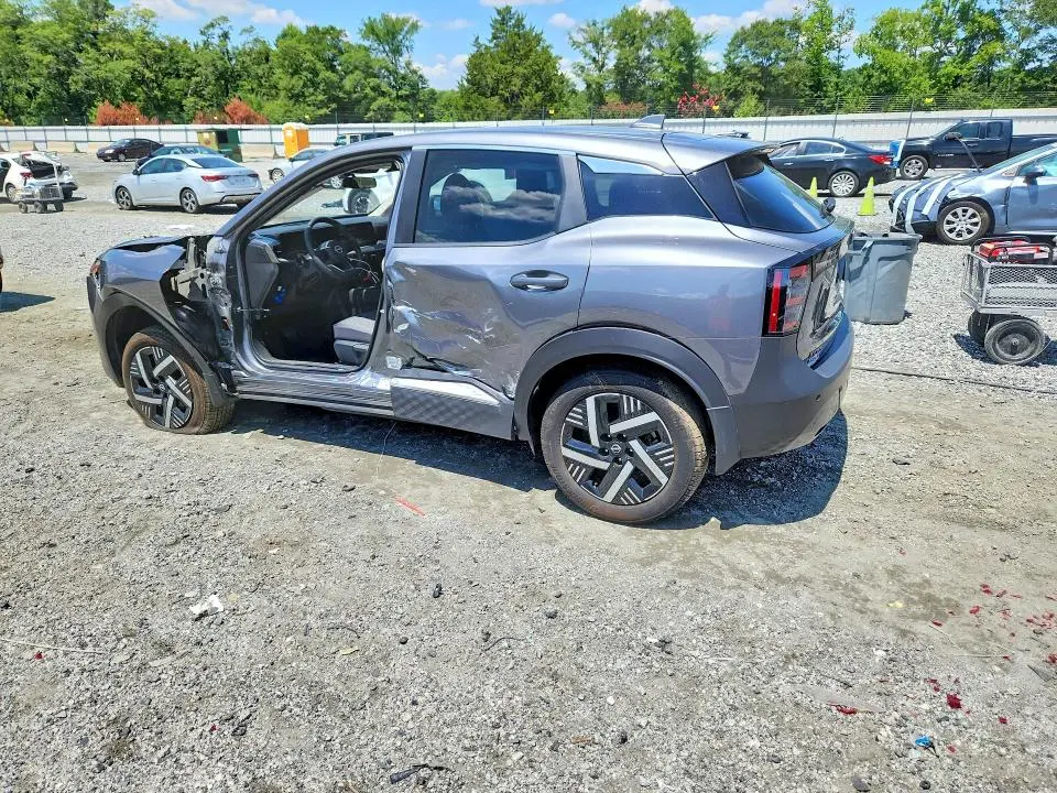 2025 NISSAN KICKS SV  
