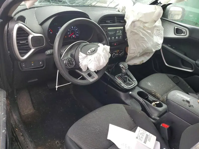 2021 KIA SOUL LX  