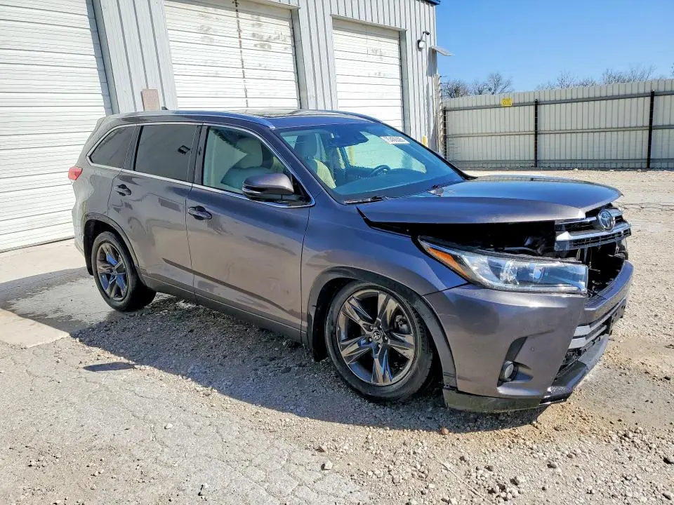 2018 TOYOTA HIGHLANDER LIMITED  