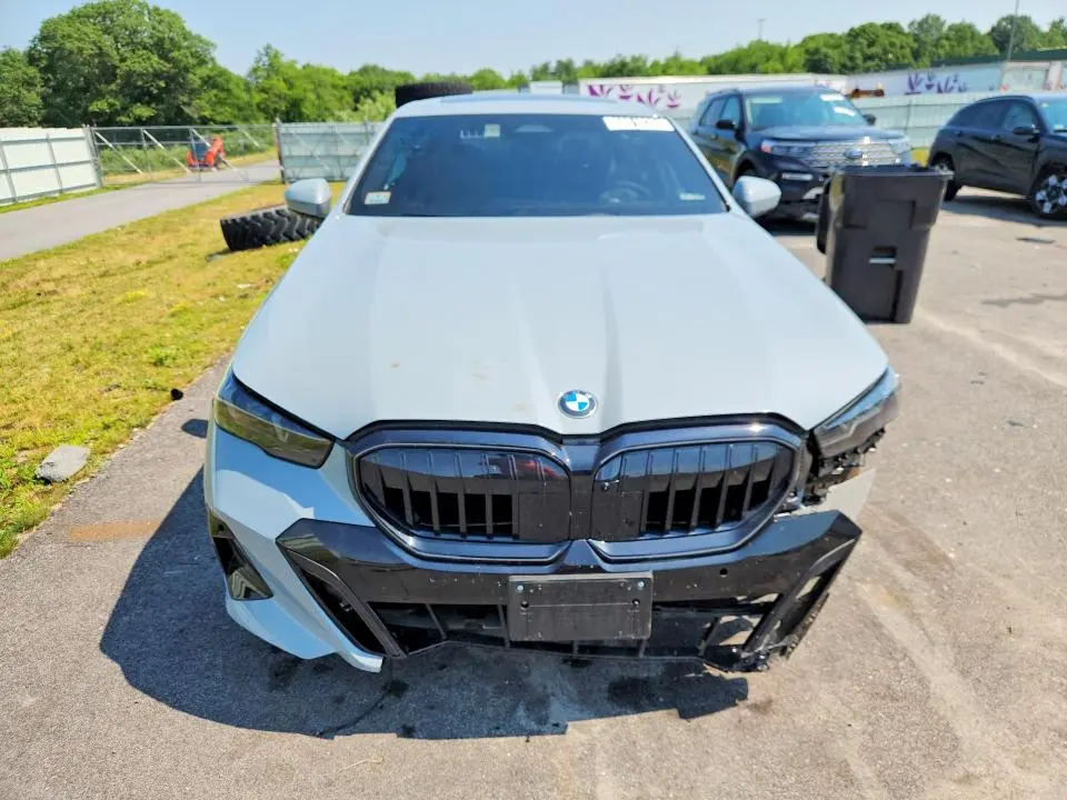 2026 BMW 530 XI  